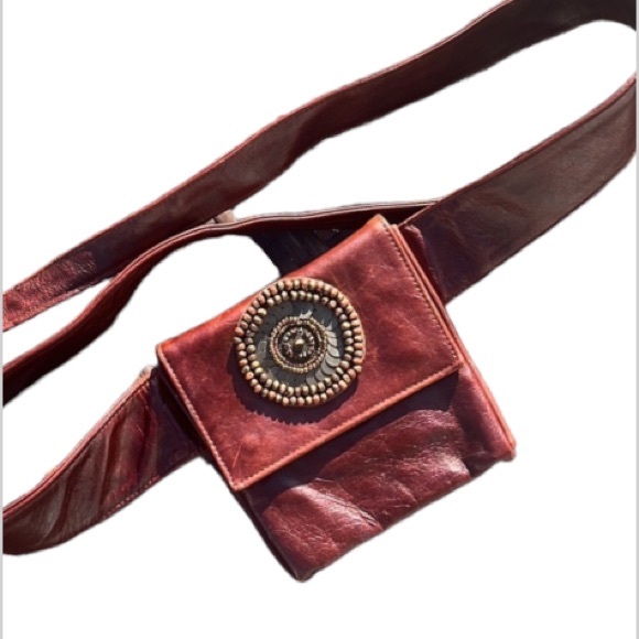 Vintage Lillie Corea Belt Bag - Picture 1 of 12